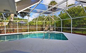 Clematis House Near Arlington Park With Heated Pool
